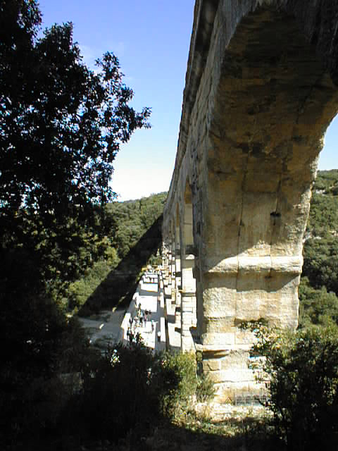 f20_Pont_du_Gard.jpg 183.1K