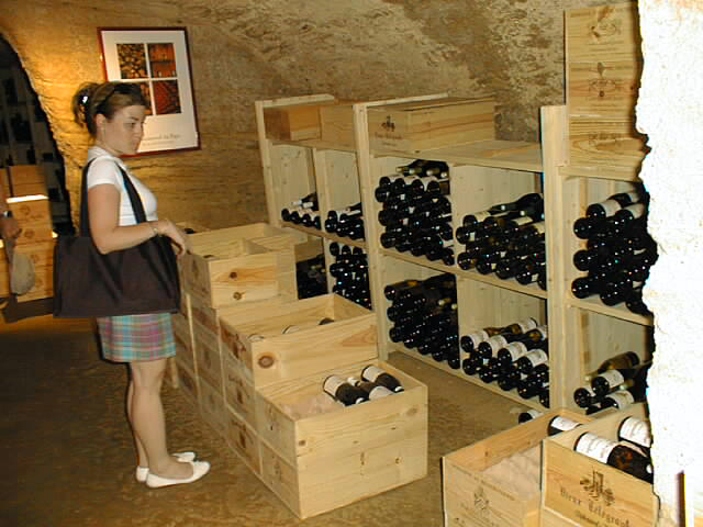 f46_Chateauneuf_du_Pape.jpg 174.8K